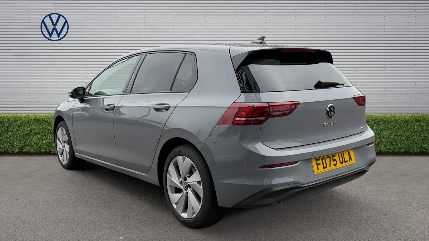 Used Volkswagen Golf 2025 for sale - 77997428: Photo 3