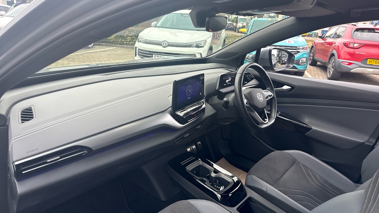 Used Volkswagen ID.4 2022 for sale - 77417349: Photo 2