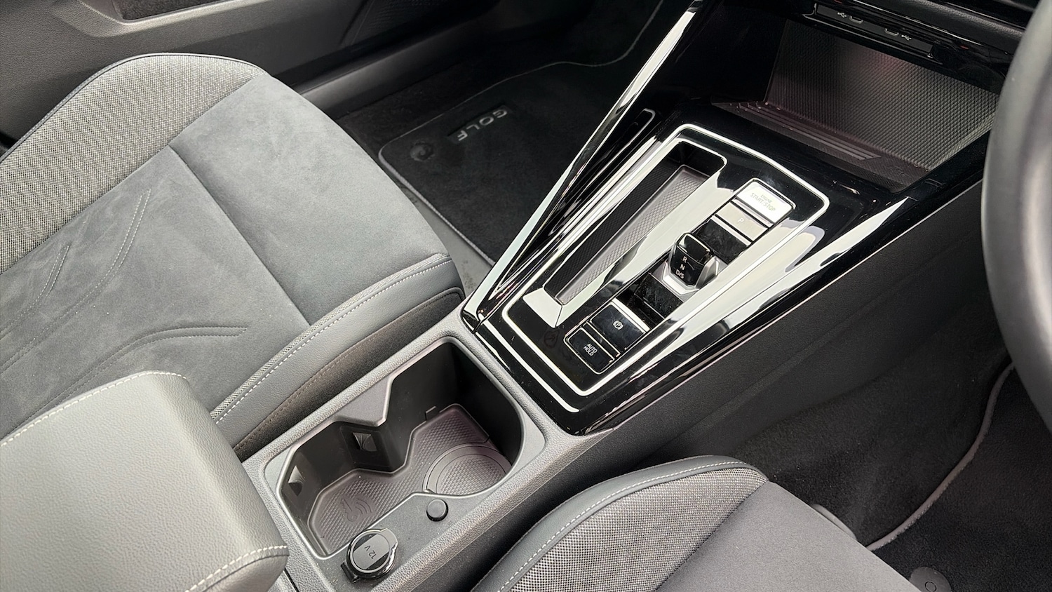 Used Volkswagen Golf 2025 for sale - 77392540: Photo 14