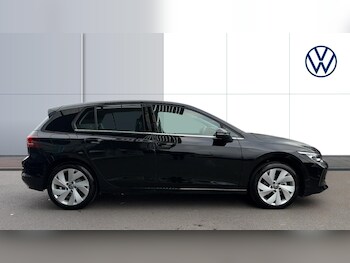 Used Volkswagen Golf 2025 for sale - 77392540: Photo