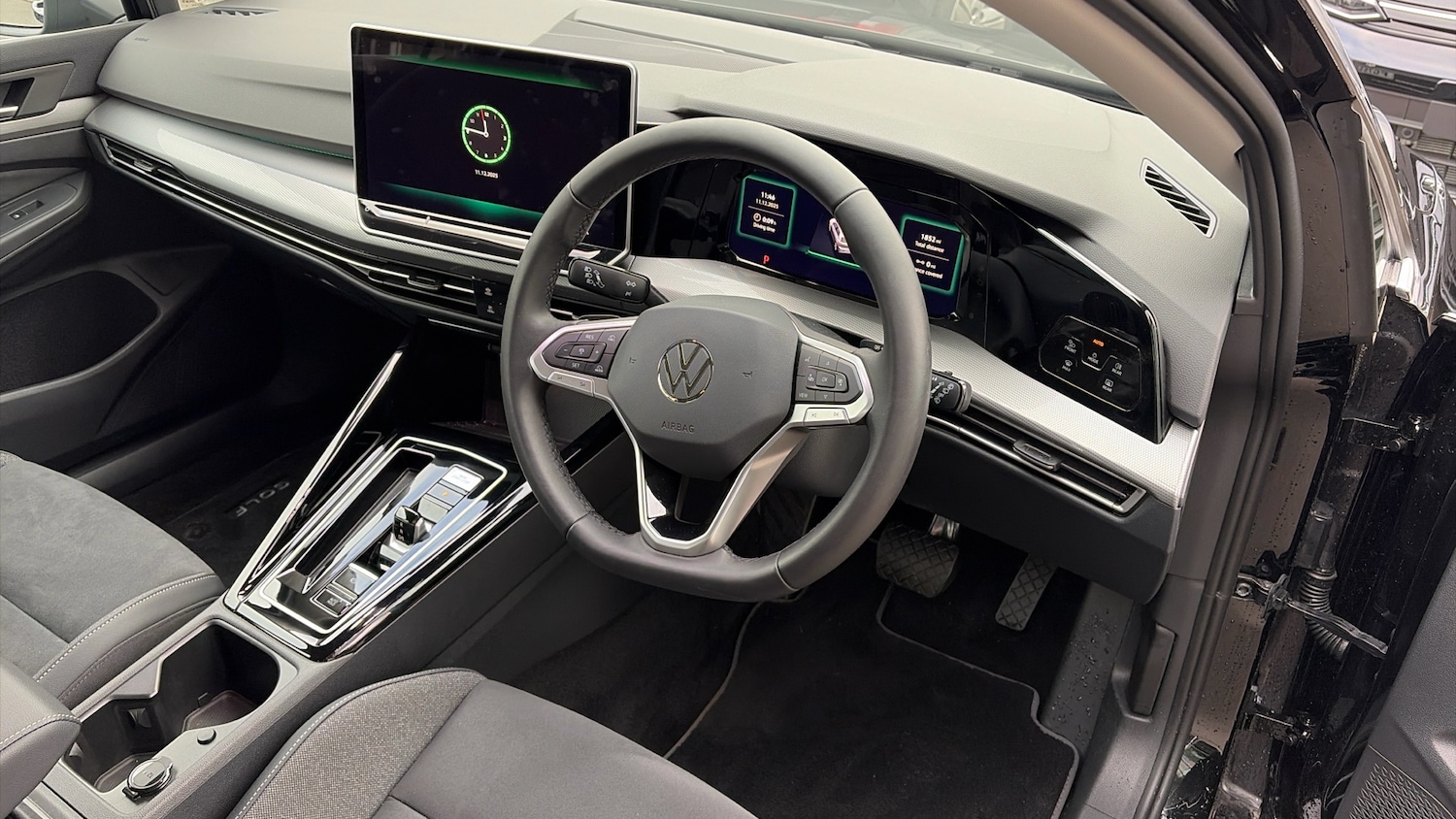 Used Volkswagen Golf 2025 for sale - 77392540: Photo 6