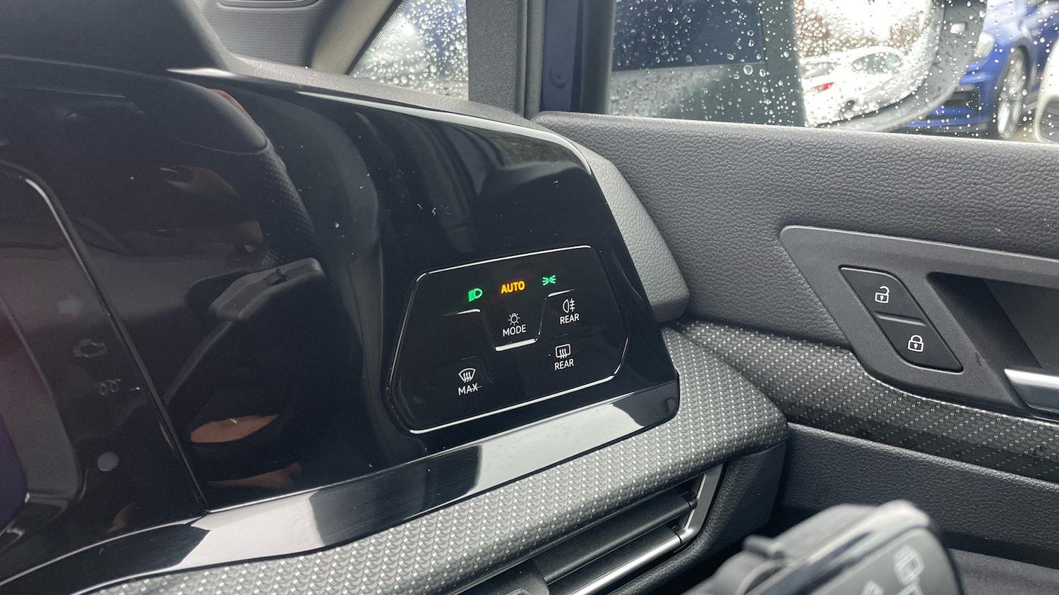 Used Volkswagen Golf 2023 for sale - 76896807: Photo 32