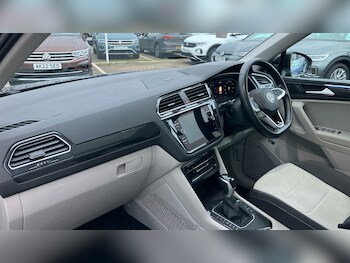 Used Volkswagen Tiguan 2022 for sale - 77197942: Photo