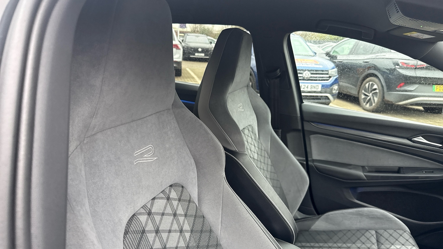 Used Volkswagen Golf 2020 for sale - 76693239: Photo 36