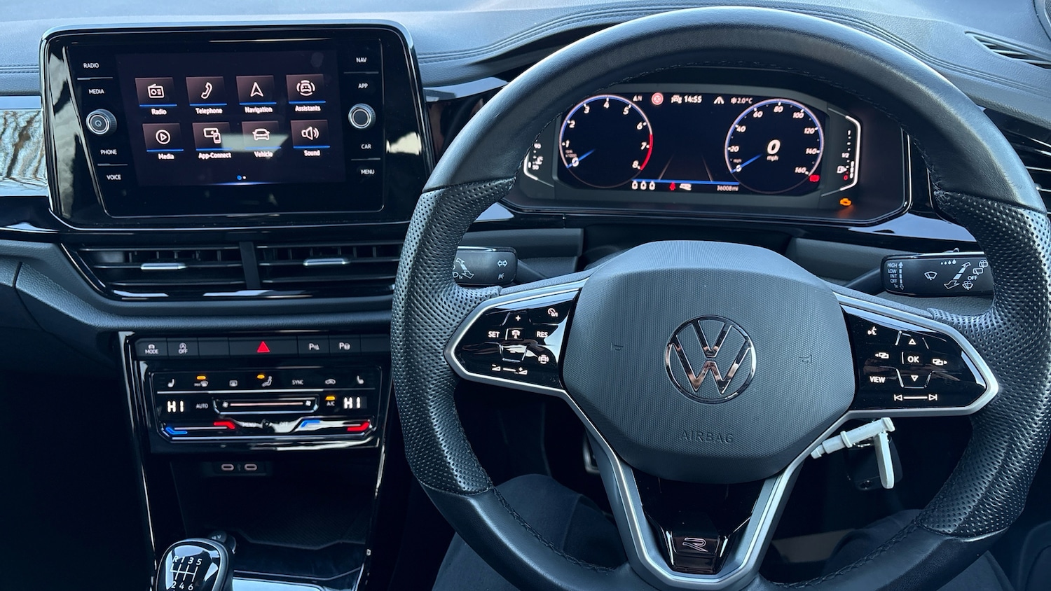 Used Volkswagen T-Roc 2022 for sale - 77208833: Photo 10