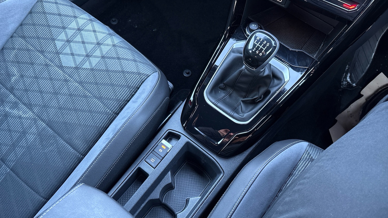 Used Volkswagen T-Roc 2022 for sale - 77208833: Photo 14