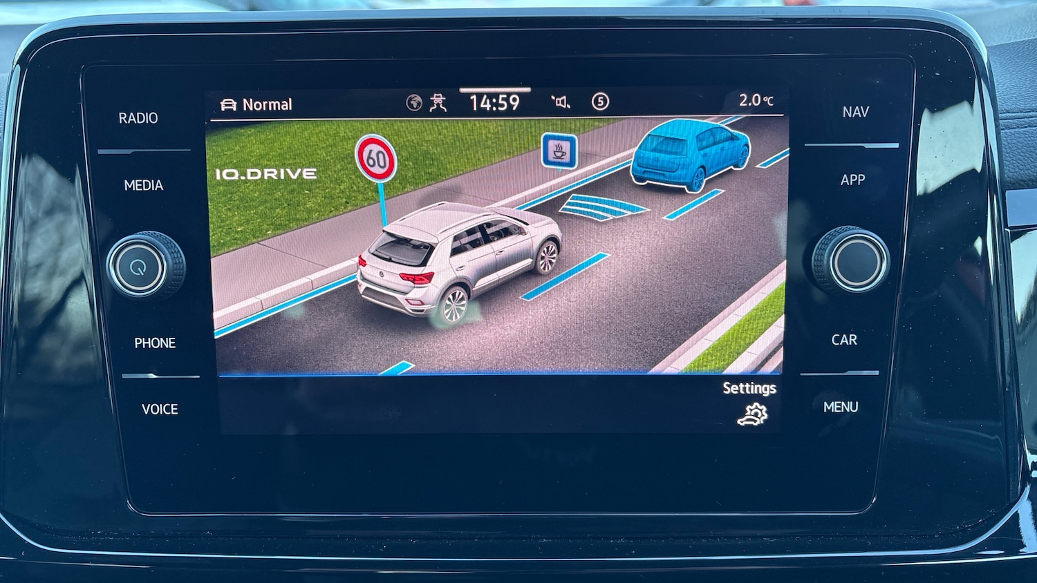 Used Volkswagen T-Roc 2022 for sale - 77208833: Photo 29