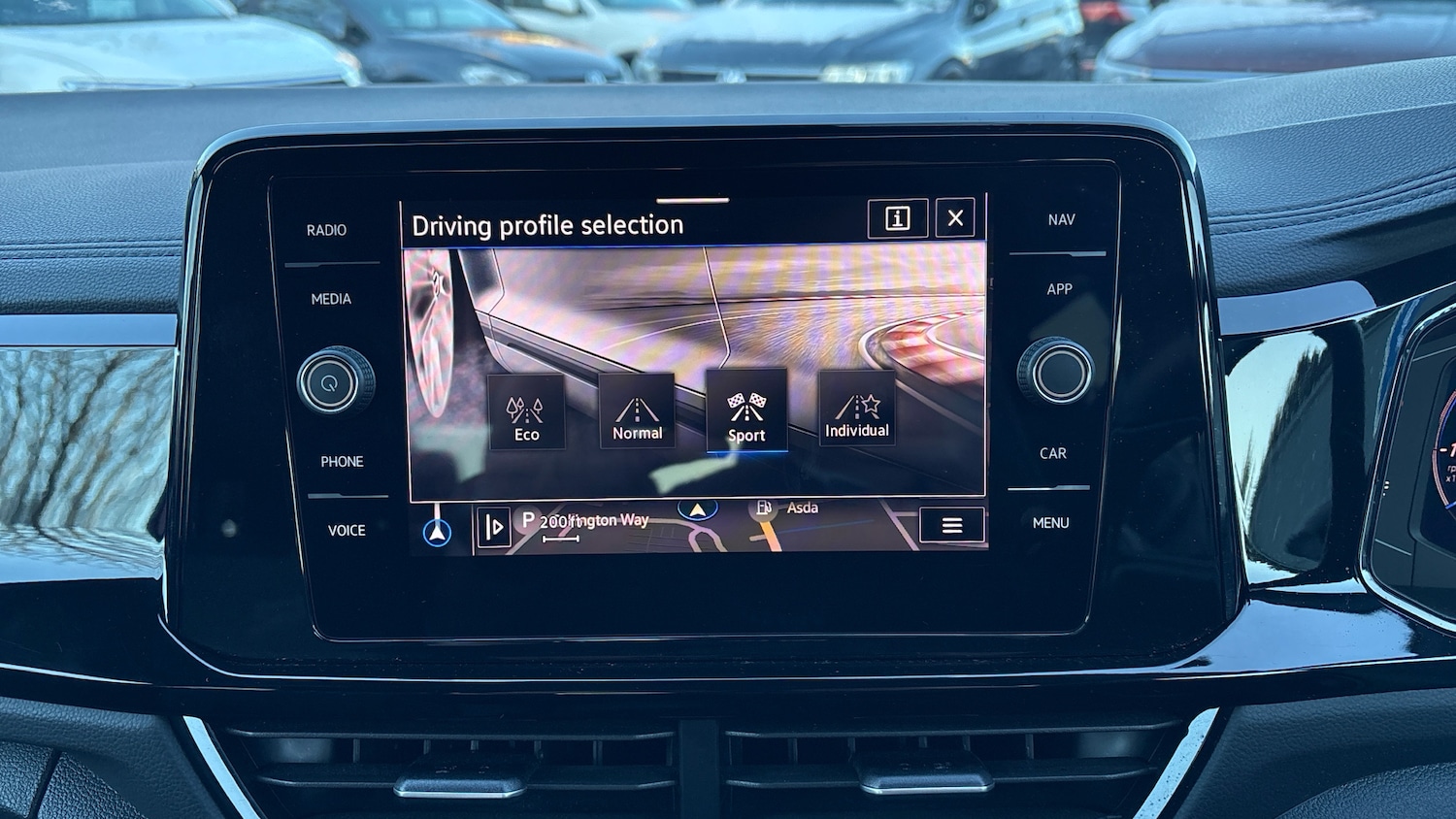 Used Volkswagen T-Roc 2022 for sale - 77208833: Photo 32