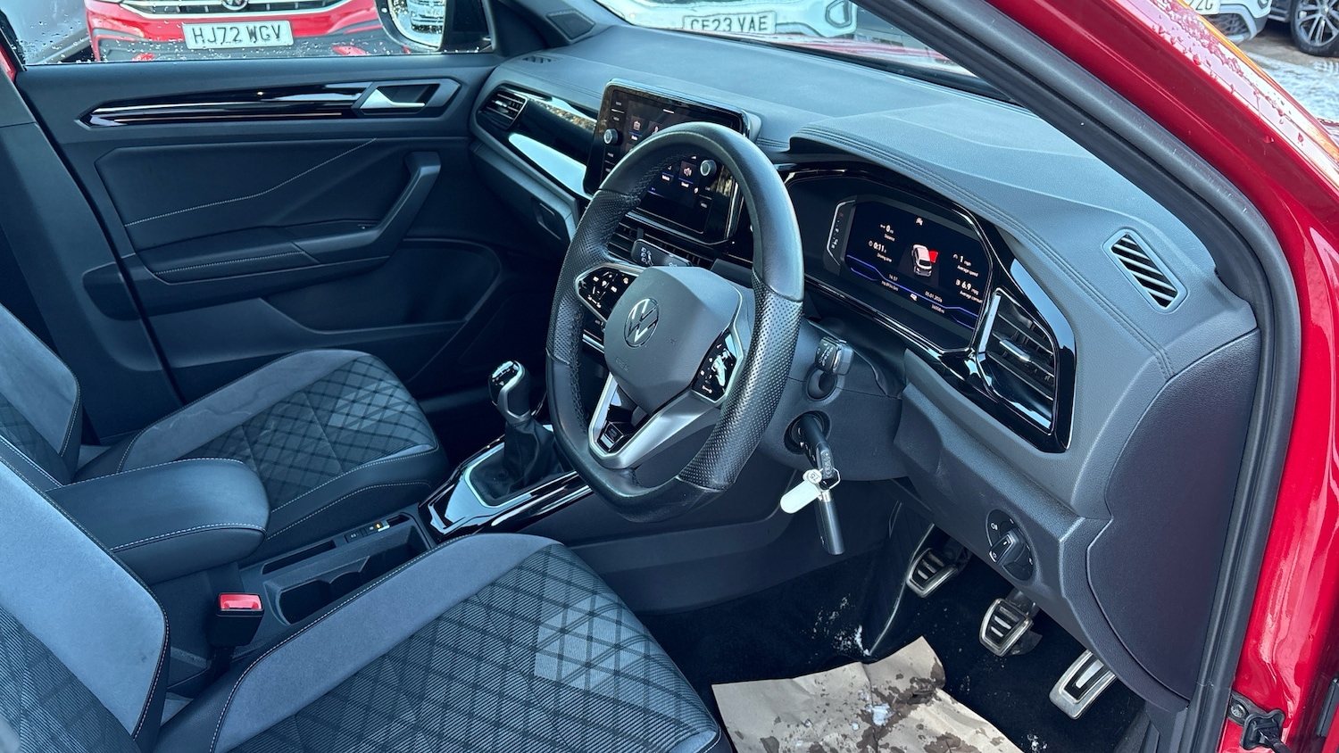 Used Volkswagen T-Roc 2022 for sale - 77208833: Photo 6