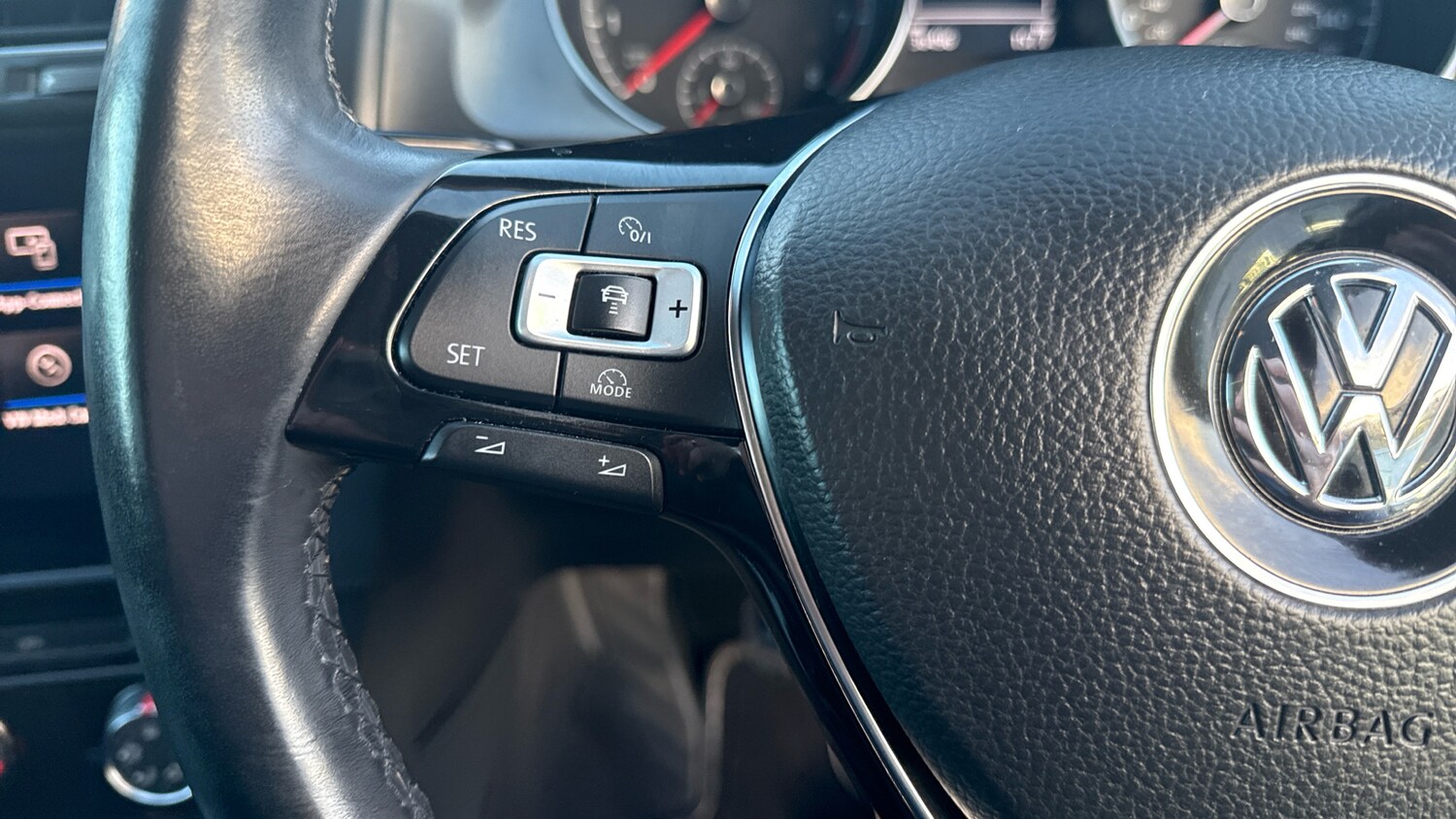 Used Volkswagen Golf 2017 for sale - 76862283: Photo 17