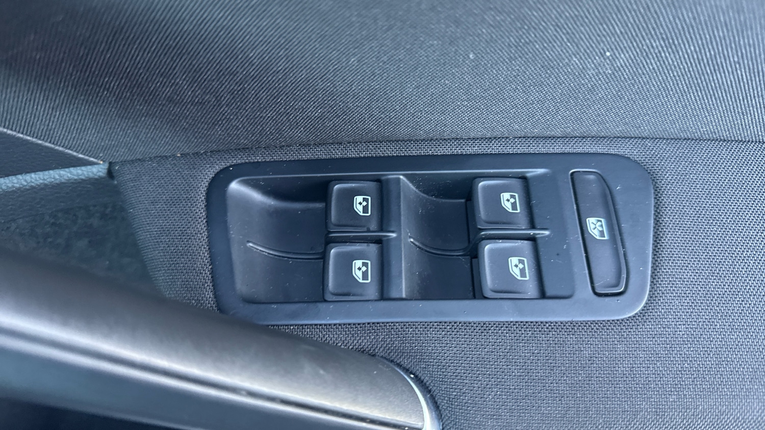 Used Volkswagen Golf 2017 for sale - 76862283: Photo 21