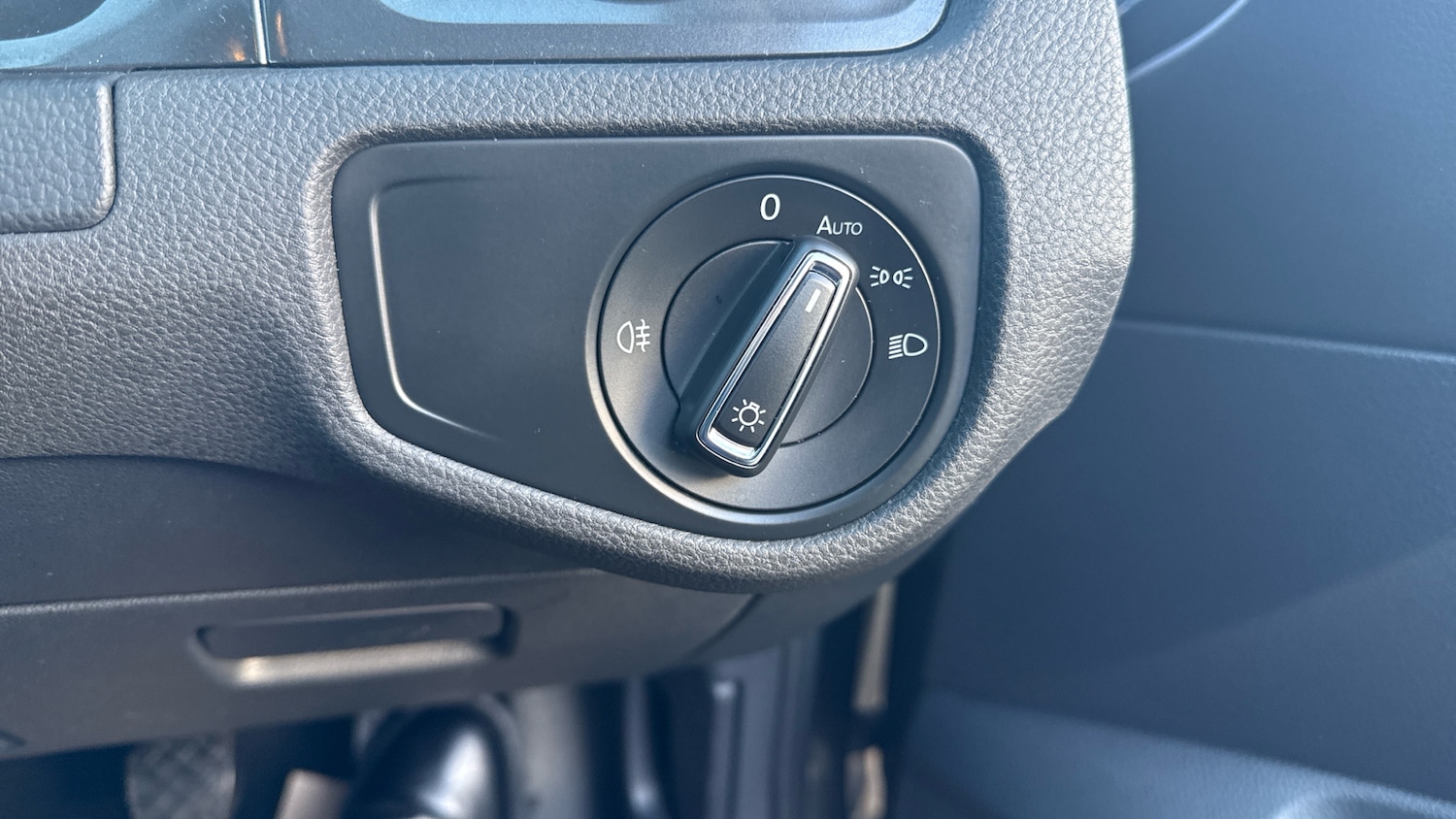 Used Volkswagen Golf 2017 for sale - 76862283: Photo 23