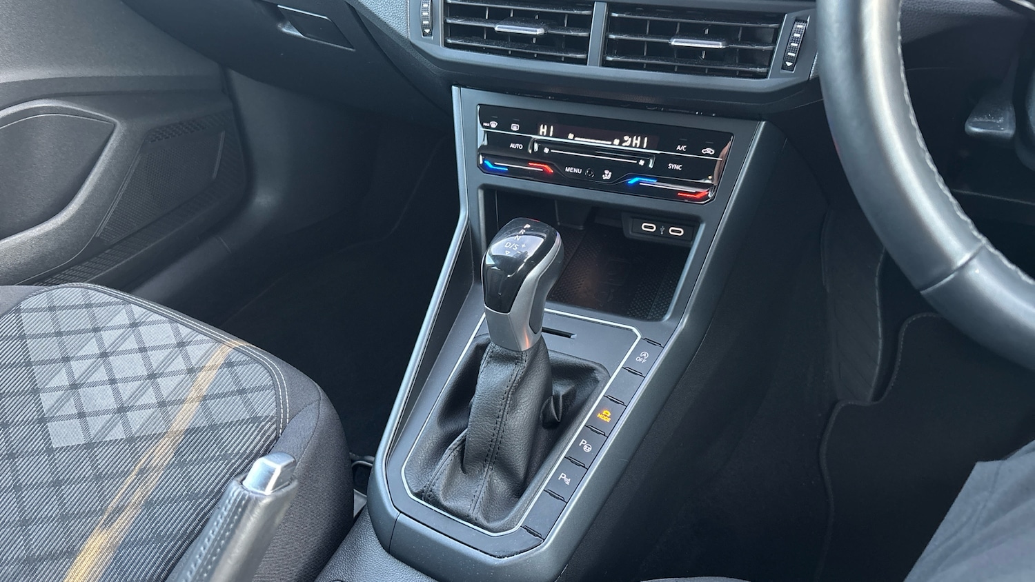 Used Volkswagen Taigo 2024 for sale - 77917668: Photo 21