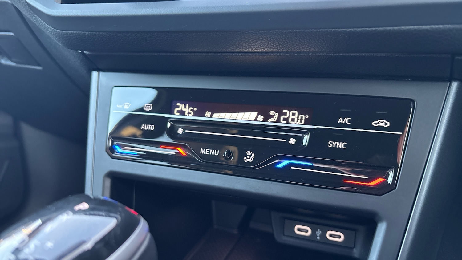 Used Volkswagen Taigo 2024 for sale - 77917668: Photo 28