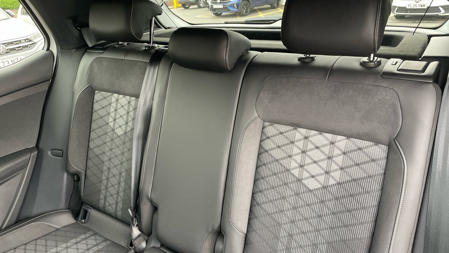 Used Volkswagen T-Cross 2024 for sale - 76252287: Photo 16