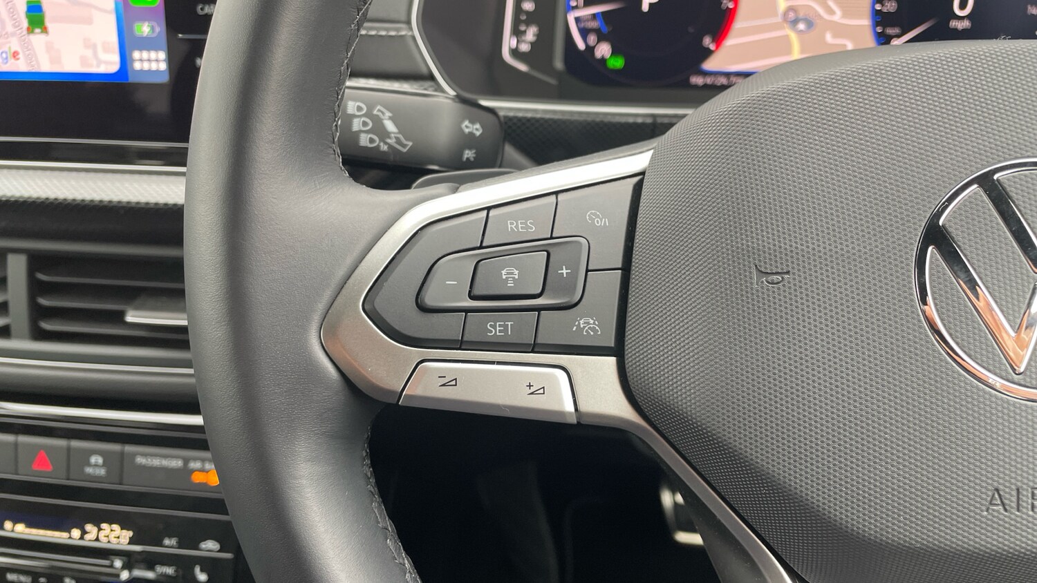 Used Volkswagen T-Cross 2024 for sale - 76252287: Photo 17