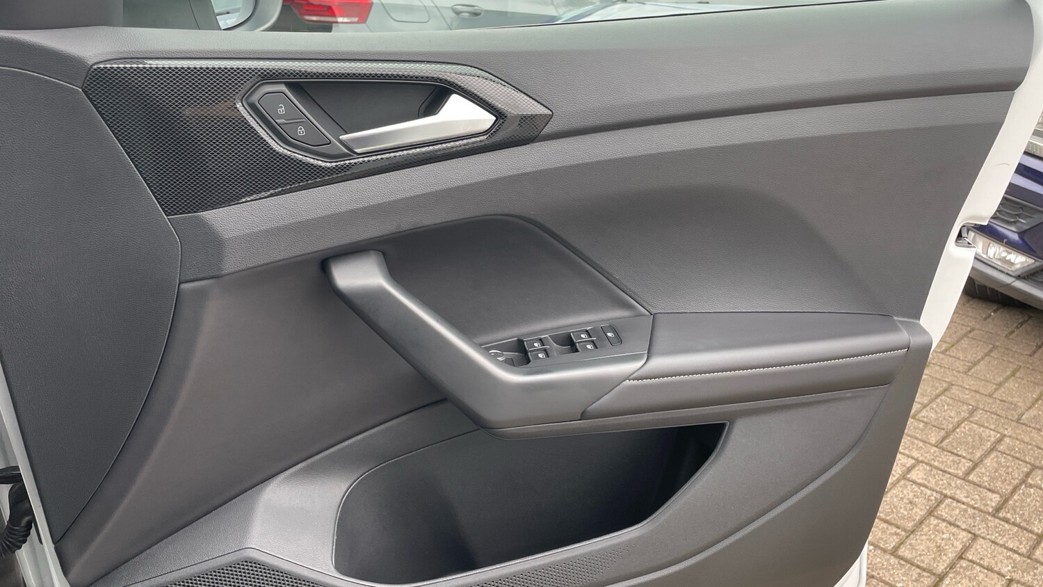 Used Volkswagen T-Cross 2024 for sale - 76252287: Photo 19