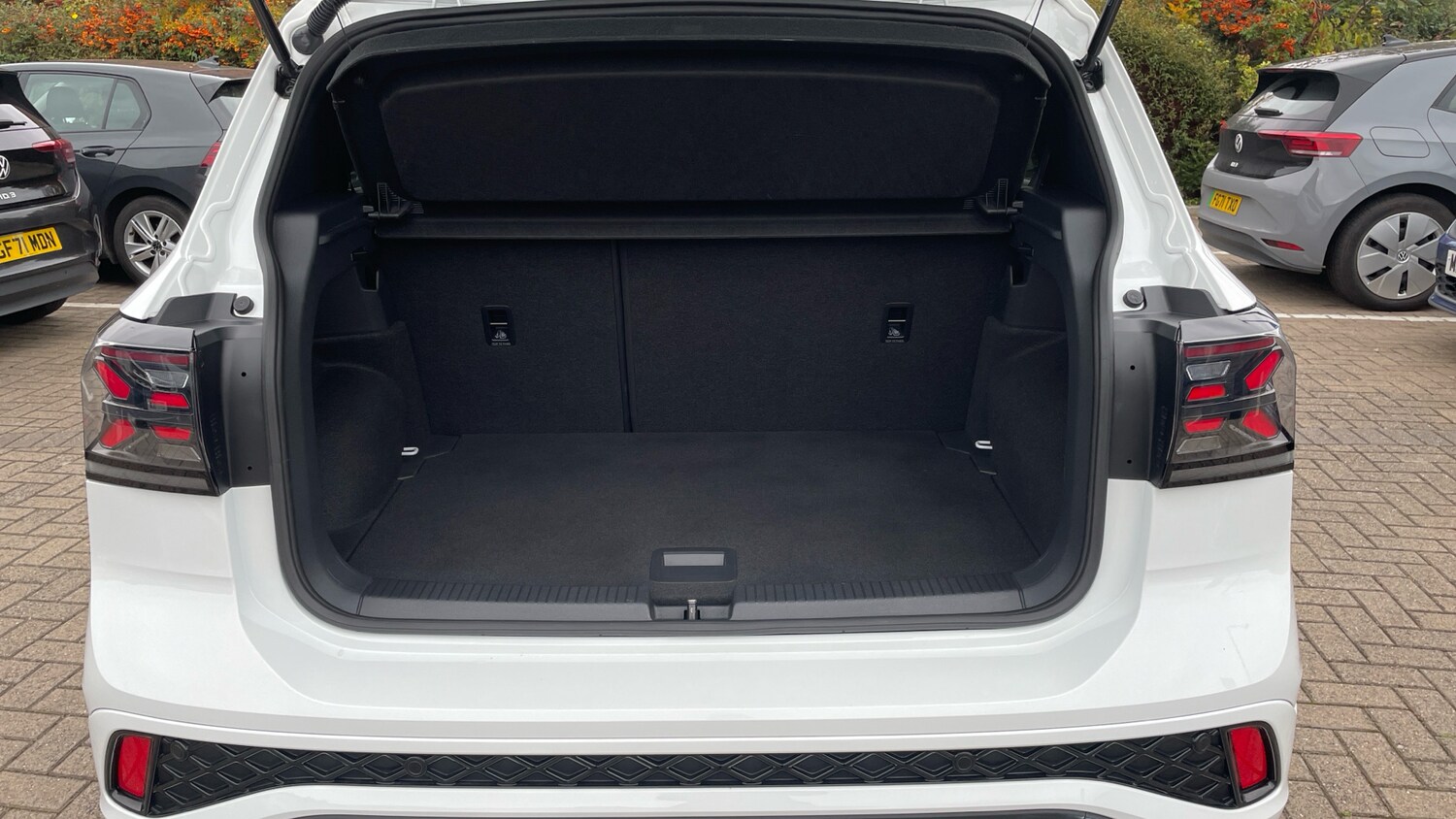 Used Volkswagen T-Cross 2024 for sale - 76252287: Photo 21