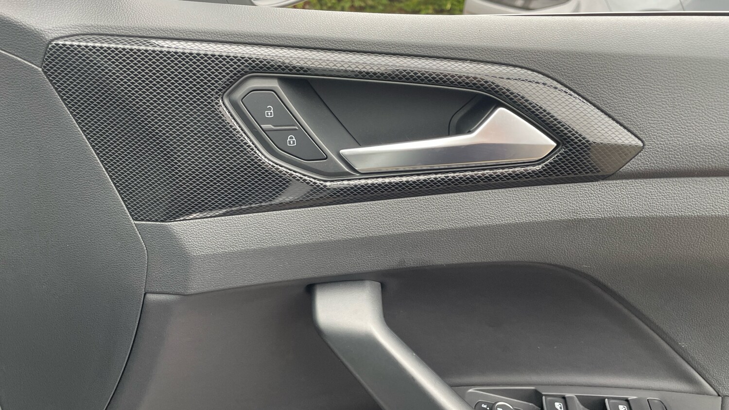 Used Volkswagen T-Cross 2024 for sale - 76252287: Photo 32