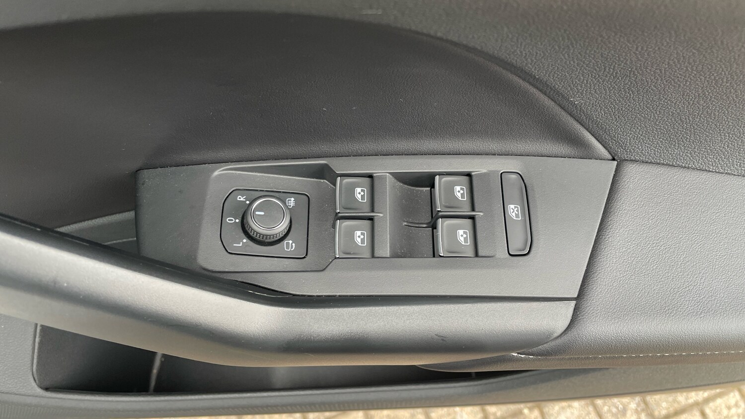 Used Volkswagen T-Cross 2024 for sale - 76252287: Photo 33