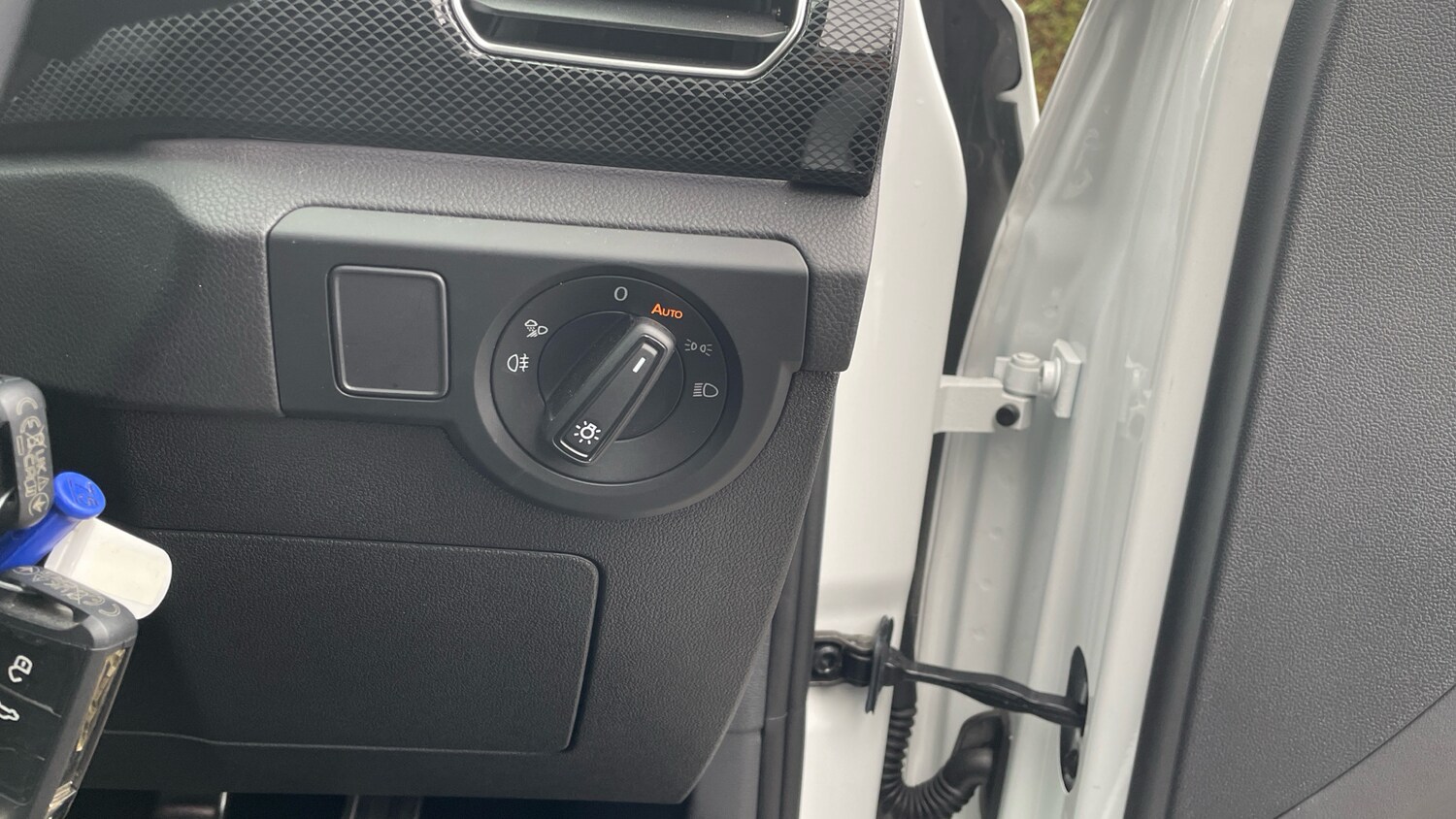 Used Volkswagen T-Cross 2024 for sale - 76252287: Photo 34