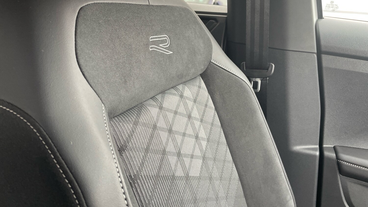 Used Volkswagen T-Cross 2024 for sale - 76252287: Photo 45