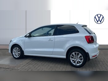 Used Volkswagen Polo 2015 for sale - 75910848: Photo