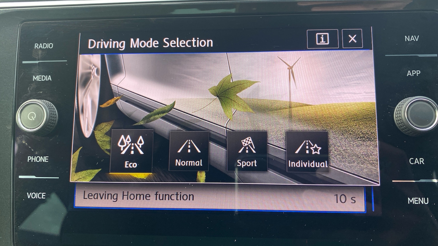 Used Volkswagen Tiguan 2020 for sale - 77129430: Photo 38