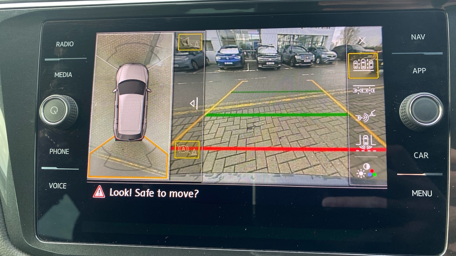 Used Volkswagen Tiguan 2020 for sale - 77129430: Photo 44