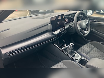 Used Volkswagen Golf 2024 for sale - 78284559: Photo