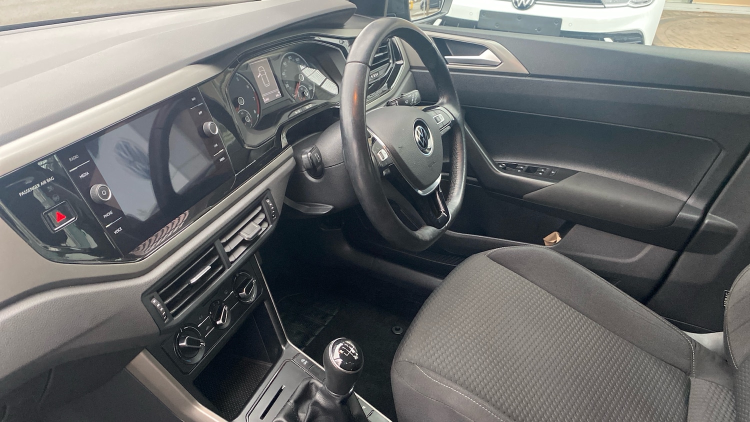 Used Volkswagen Polo 2021 for sale - 77431555: Photo 2