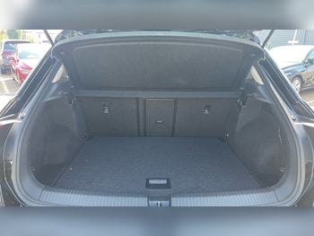Used Volkswagen T-Roc 2018 for sale - 79173790: Photo