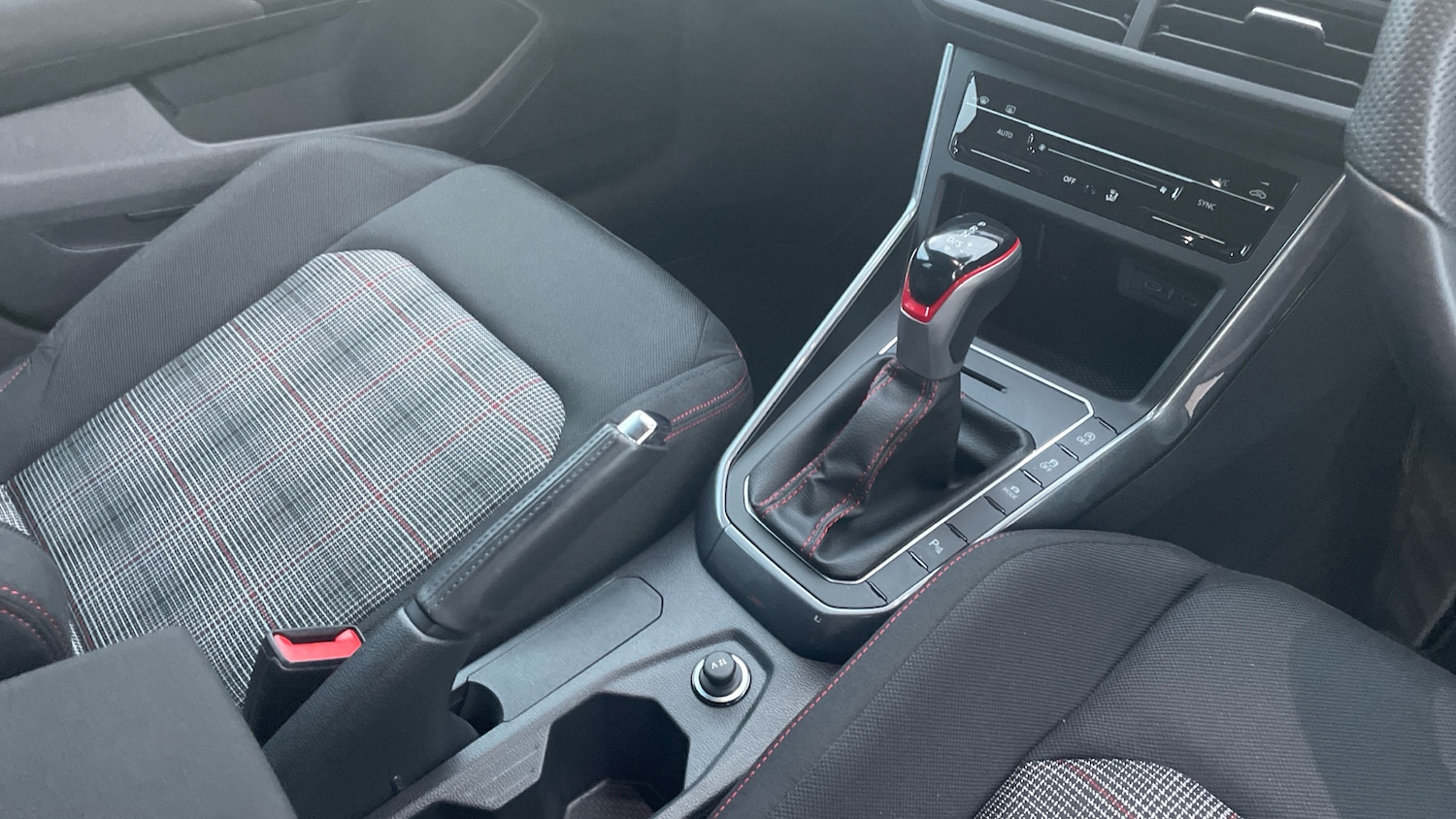 Used Volkswagen Polo 2023 for sale - 76427788: Photo 14