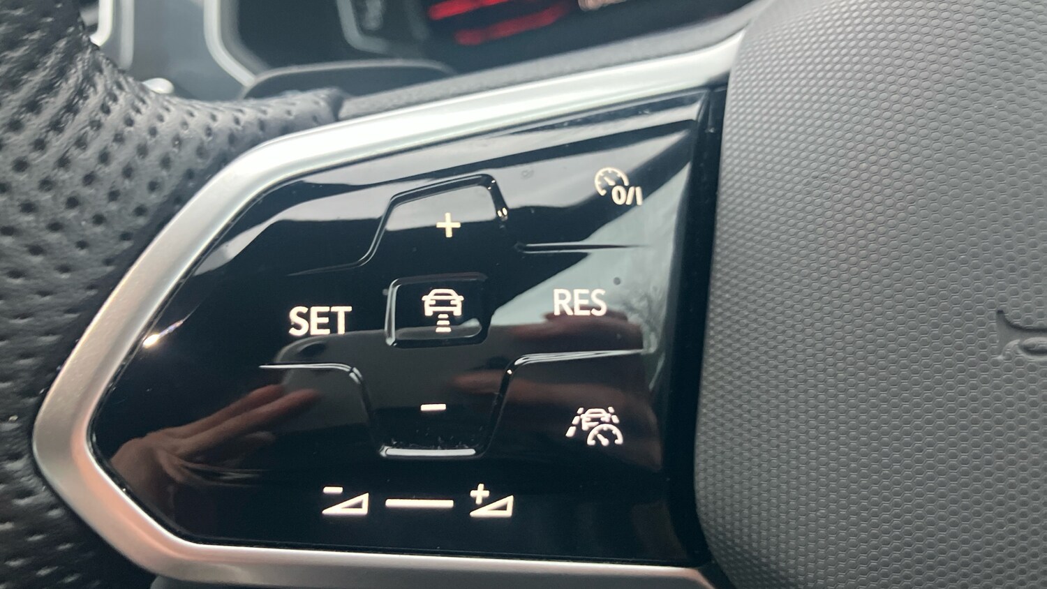 Used Volkswagen Tiguan 2023 for sale - 77351133: Photo 17