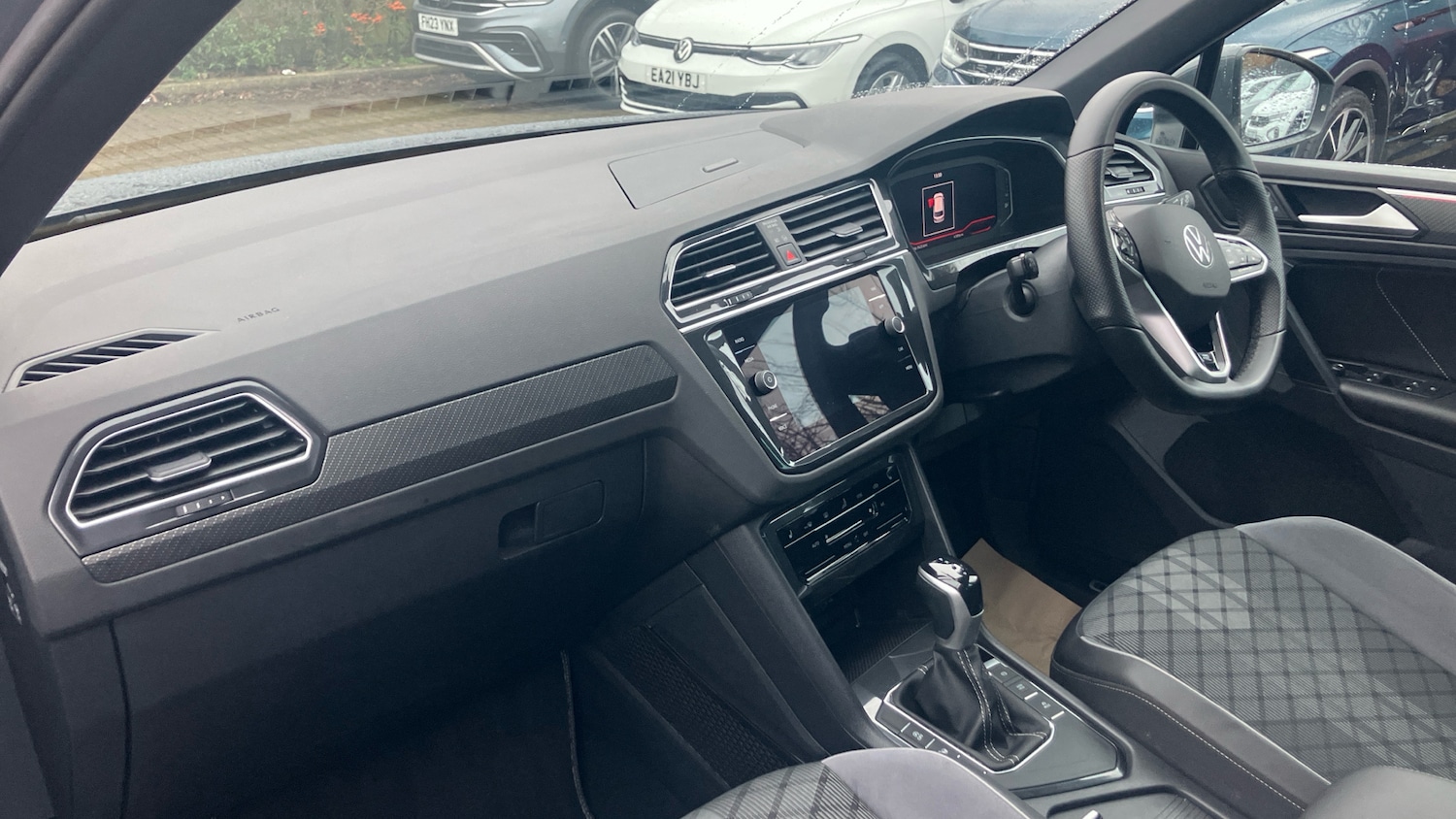 Used Volkswagen Tiguan 2023 for sale - 77351133: Photo 2