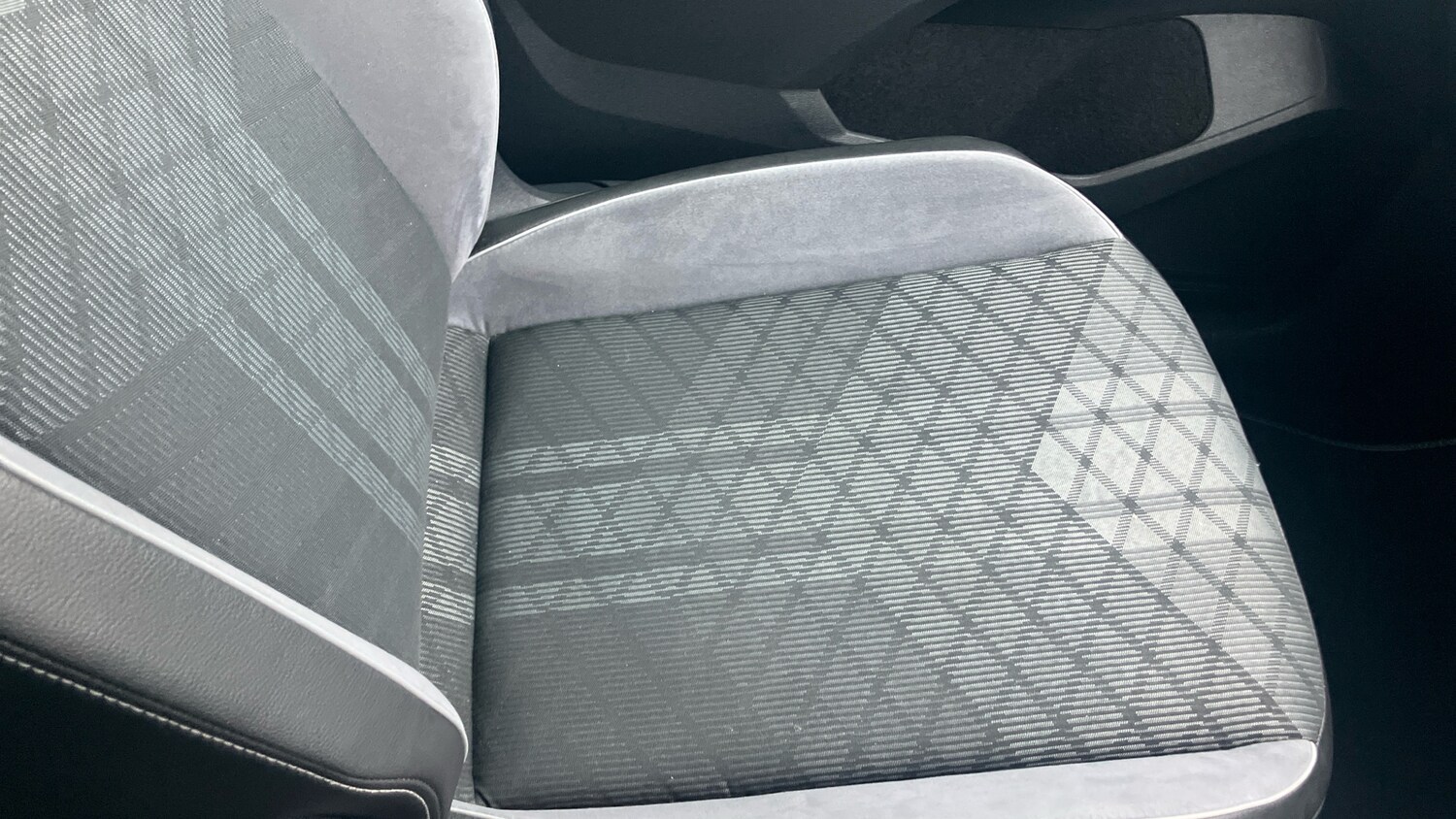 Used Volkswagen Tiguan 2023 for sale - 77351133: Photo 22