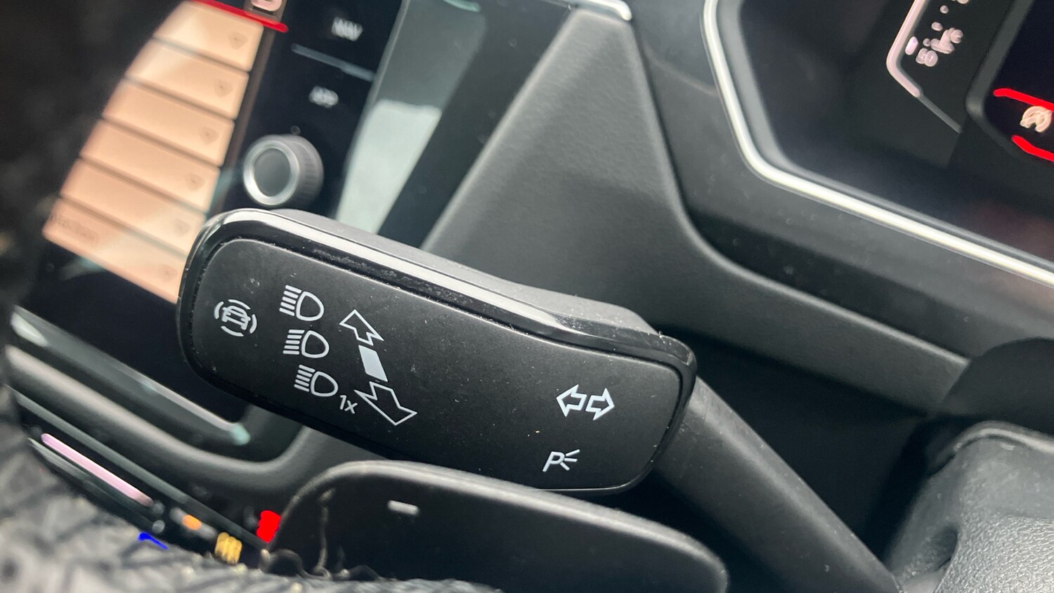 Used Volkswagen Tiguan 2023 for sale - 77351133: Photo 35