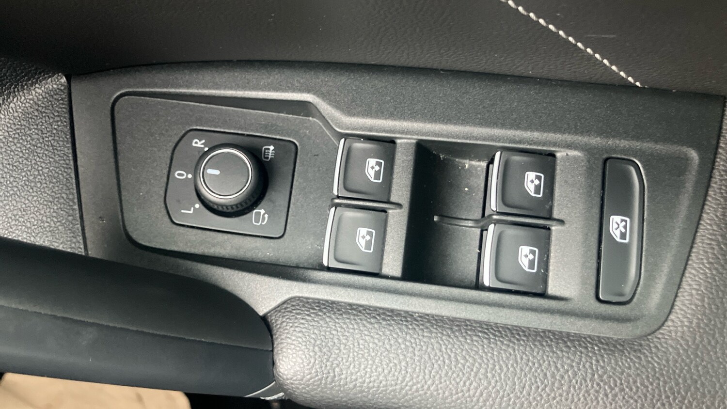 Used Volkswagen Tiguan 2023 for sale - 77351133: Photo 39