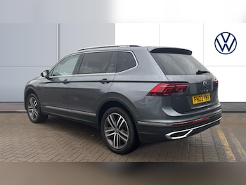 Used Volkswagen Tiguan Allspace 2023 for sale - 76796816: Photo