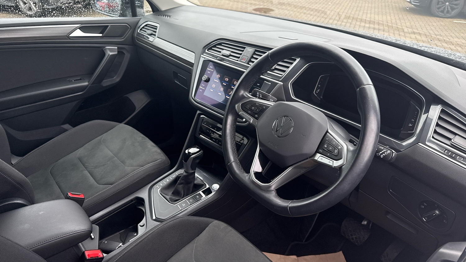 Used Volkswagen Tiguan Allspace 2023 for sale - 76796816: Photo 6