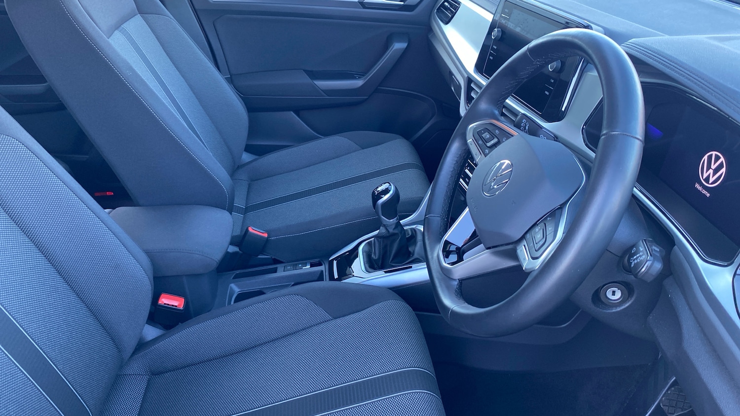 Used Volkswagen T-Roc 2023 for sale - 76706265: Photo 15