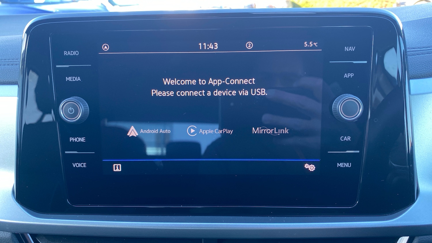 Used Volkswagen T-Roc 2023 for sale - 76706265: Photo 21