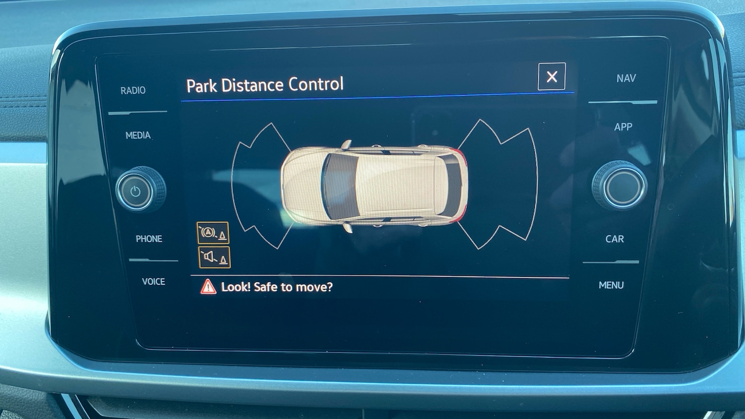 Used Volkswagen T-Roc 2023 for sale - 76706265: Photo 23