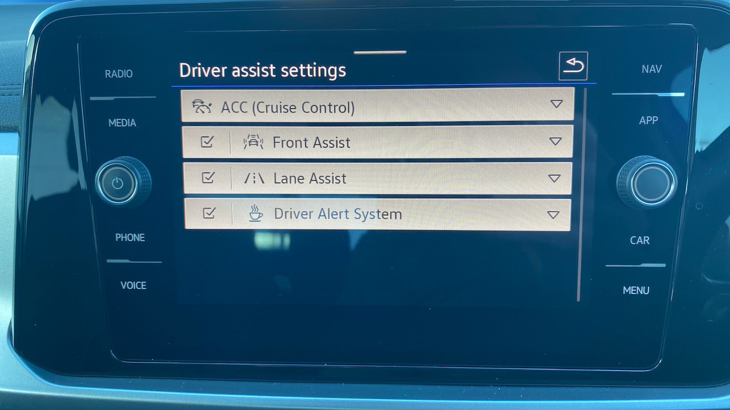 Used Volkswagen T-Roc 2023 for sale - 76706265: Photo 27