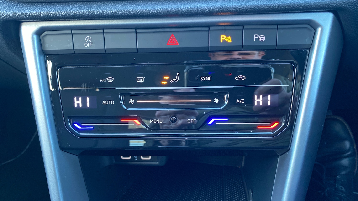 Used Volkswagen T-Roc 2023 for sale - 76706265: Photo 37