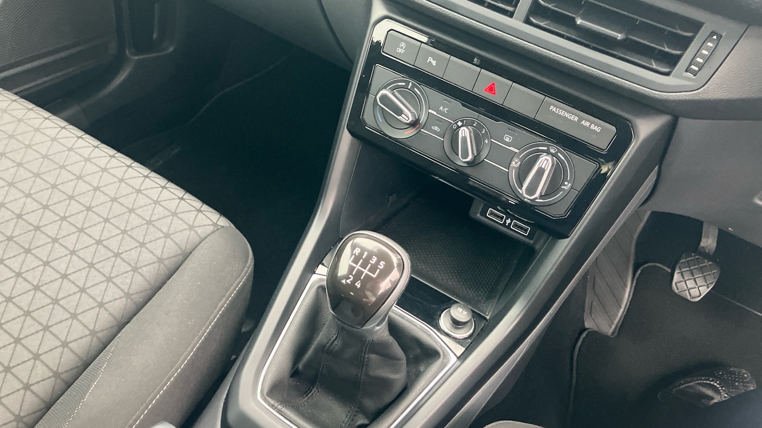 Used Volkswagen T-Cross 2019 for sale - 76490447: Photo 14