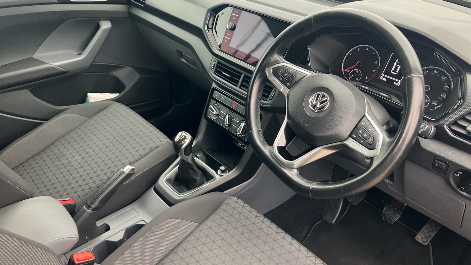 Used Volkswagen T-Cross 2019 for sale - 76490447: Photo 6