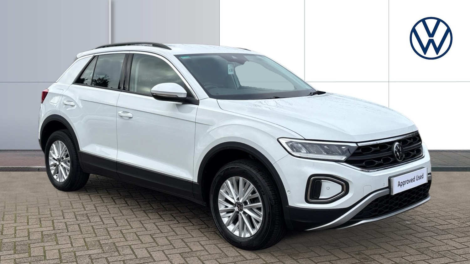 Used Volkswagen T-Roc 2023 for sale - 76980743: Photo 1