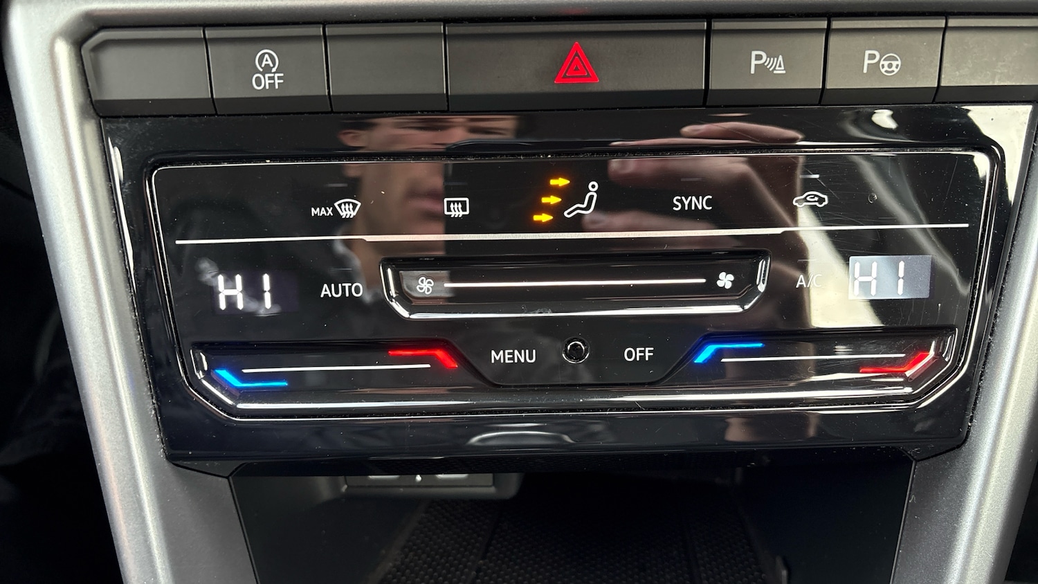 Used Volkswagen T-Roc 2023 for sale - 76980743: Photo 27