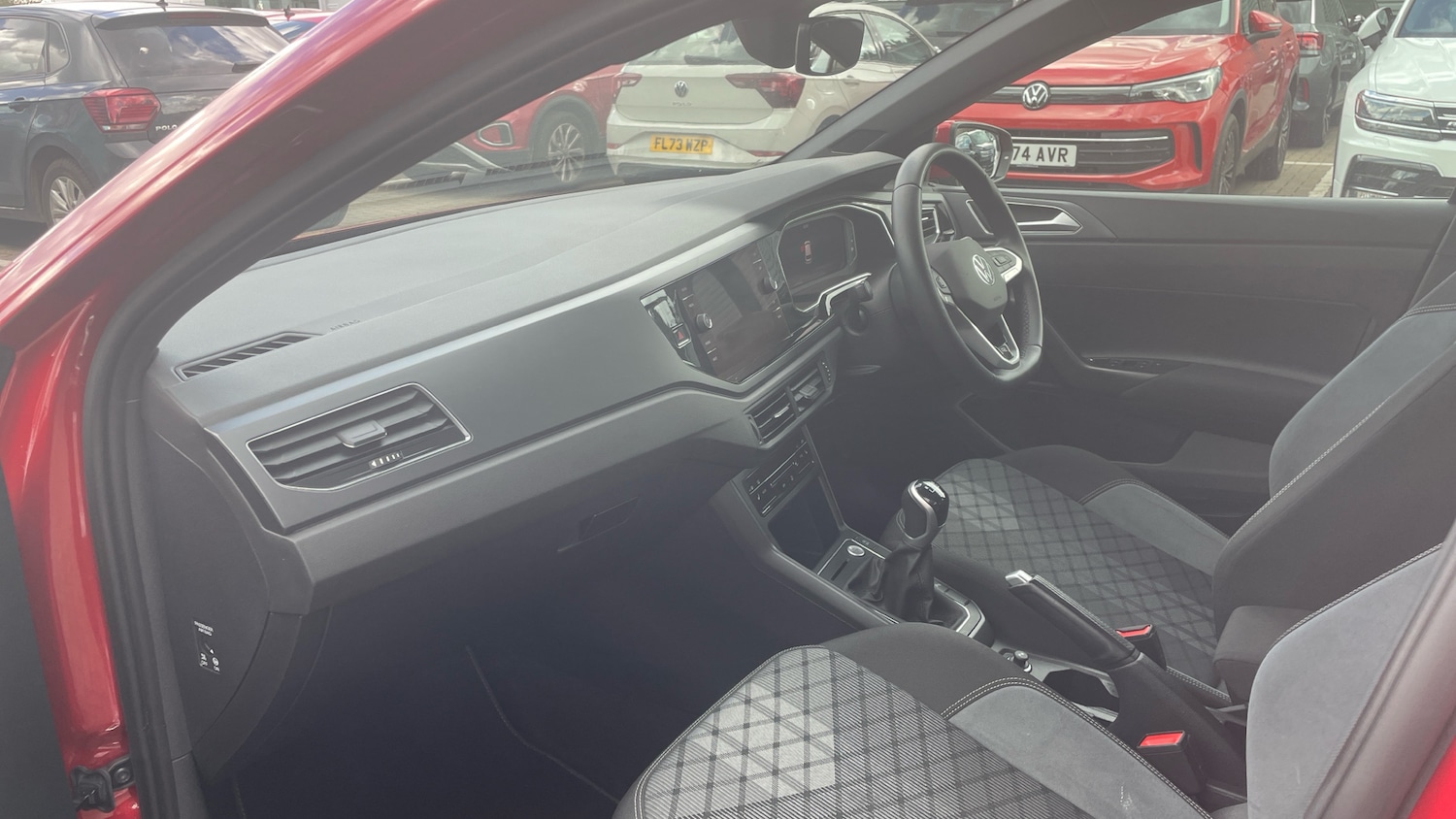 Used Volkswagen Polo 2022 for sale - 75931771: Photo 2